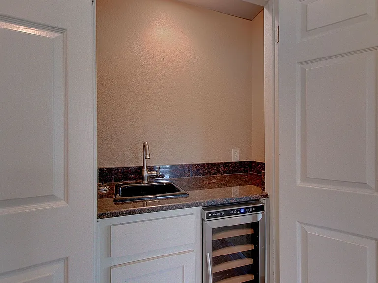 4231 Westlake Dr #E2 — Photo 17