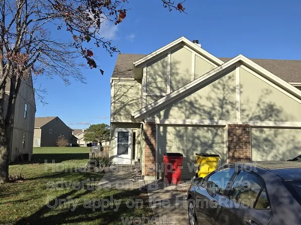 509 NE Brookwood Cir APT A, Blue Springs, MO 64014