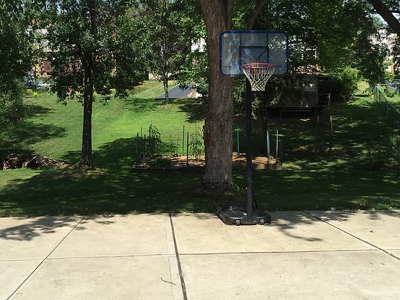5th image of 5016 Meadowridge Lane