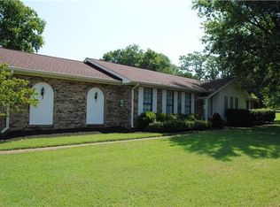101 Lynn Dr, Gallatin, TN 37066