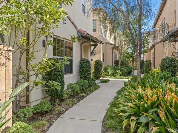 216 Milky Way, Irvine, CA 92618