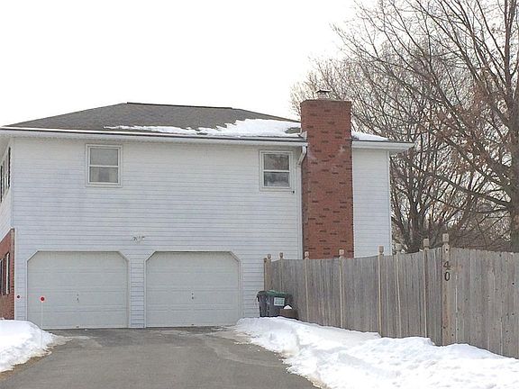 5th image of 40 Joy Dr