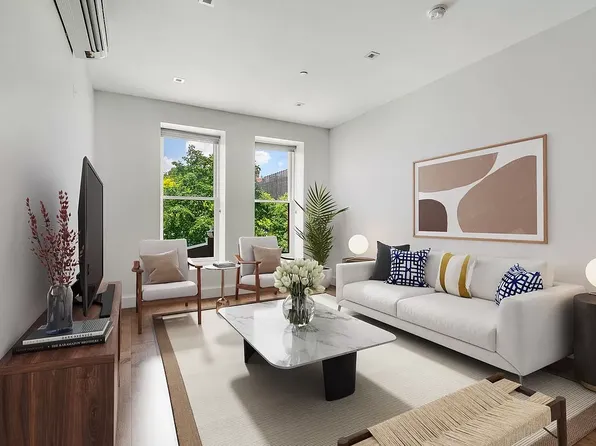 92 Morningside Avenue image 1 of 12
