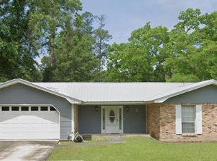 1403 Glen Rd, Brewton, AL 36426