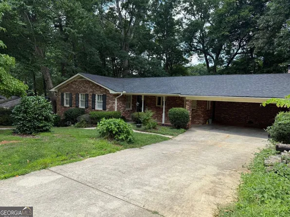3680 Winbrooke Ln, Tucker, GA 30084