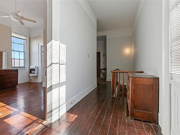 5th image of 2124 Camp St