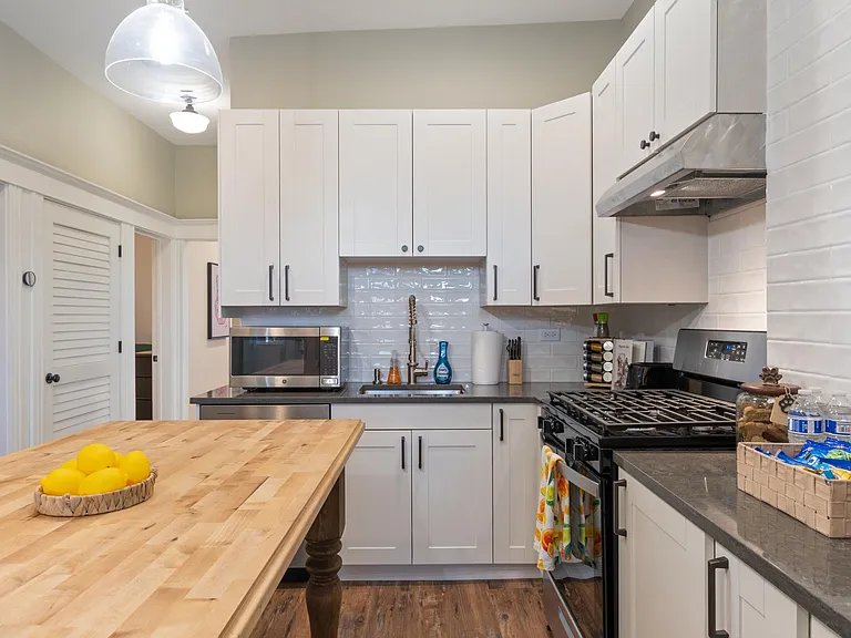 4009 W Gladys Ave #A — Photo 7