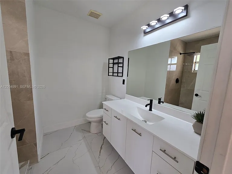 14142 SW 260th St #105 — Photo 16