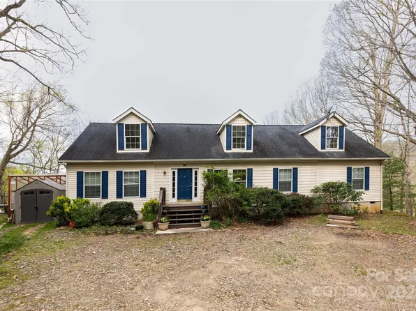 110 N Coyote Springs Farm Rd, Leicester, NC 28748