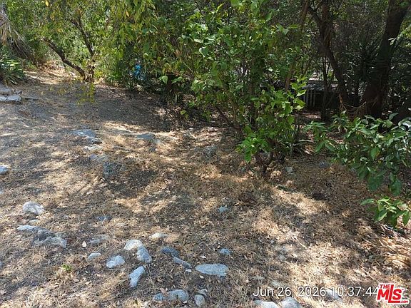 4th image of 4787 Huntington Dr N