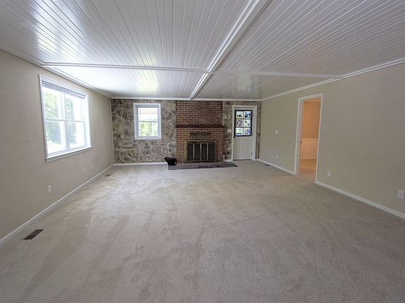 4th image of 434 Silverleaf Dr