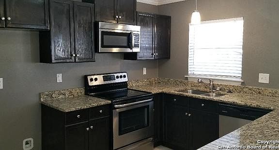 4th image of 7111 Moss Creek Dr