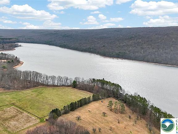 2nd image of 159 Ben Titus Rd