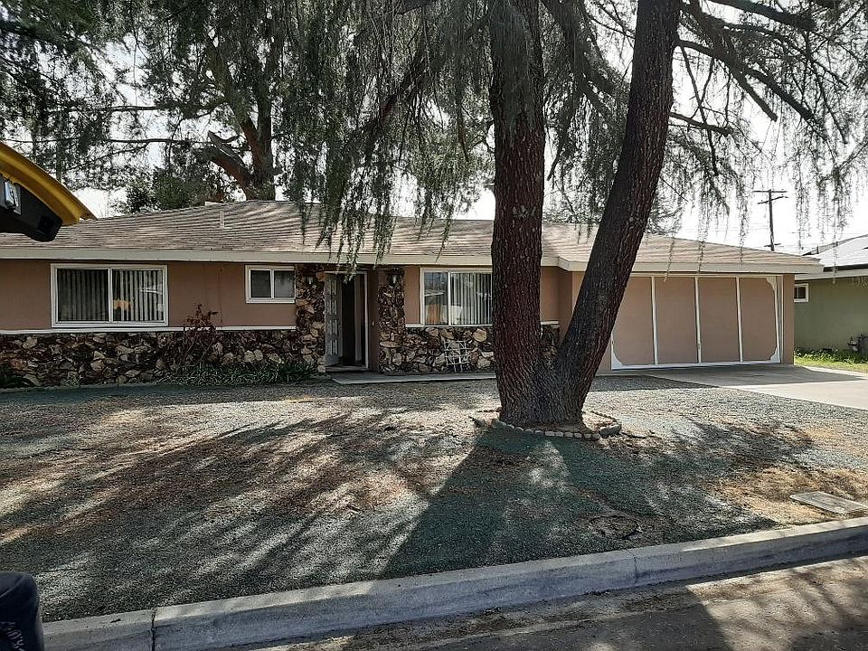 1st image of 41139 McDowell St