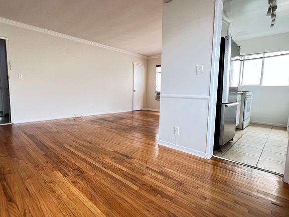 2nd image of 5826 Gregory Ave APT 3