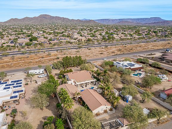 5th image of 2321 W DESERT HILLS Drive