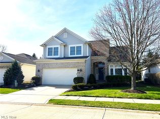 15220 Chestnut Oak Ln, Strongsville, OH