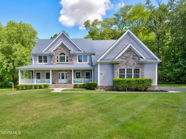 34 La Valley Drive, Manalapan, NJ 07726