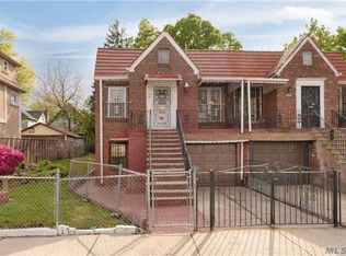2746 Gillmore St, Flushing, NY 11369