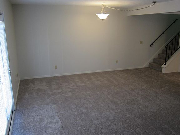 2nd image of 200 Wyndcrest Ct APT A