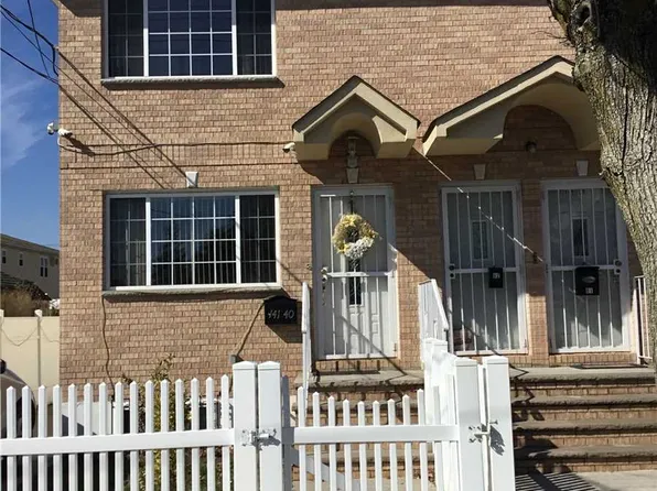 14140 250th St, Rosedale, NY 11422