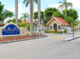 10521 SW 157th Pl APT 203, Miami, FL 33196