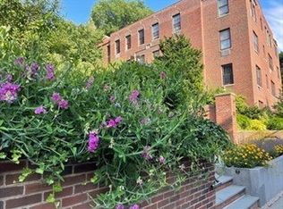 311 Tappan St APT 1, Brookline, MA 02445