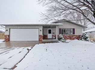 1909 Richmond Ave, Manitowoc, WI 54220