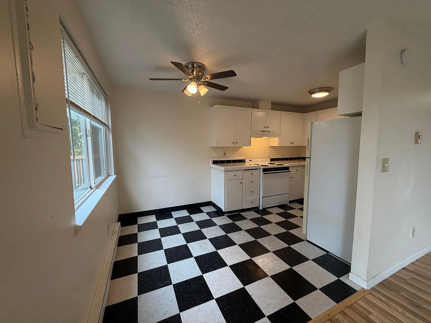 Crown Point Apartments — Photo 3