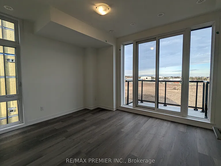 11 Steckley House Ln #411 — Photo 15