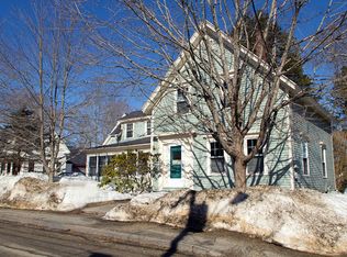 35 Pearl St, Camden, ME 04843