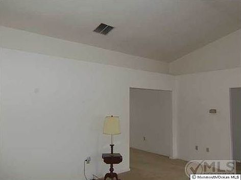 5th image of 895A Stratford Ct