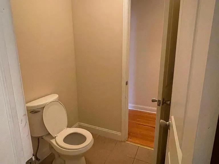 1934 N Gratz St #B — Photo 5