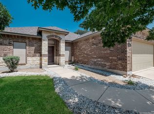 9414 Holly Pl, San Antonio, TX 78254