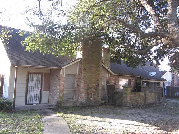 5th image of 5618 Easthampton Dr Unit B