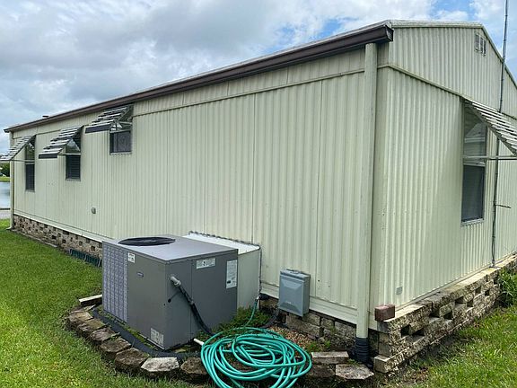 5th image of 20 Opal Ln