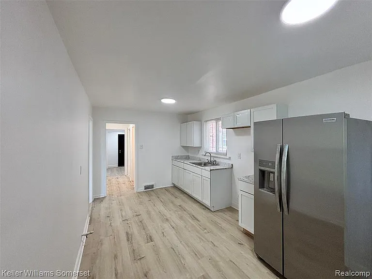 14800 Woodmont Ave — Photo 7