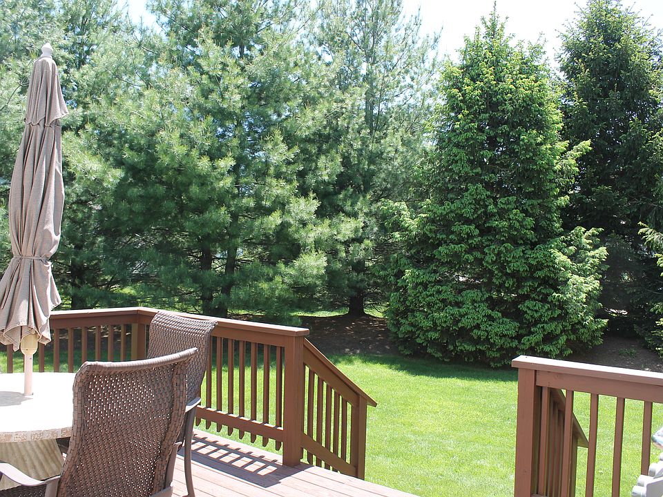 1st image of 45 Deep Meadow Ln #45