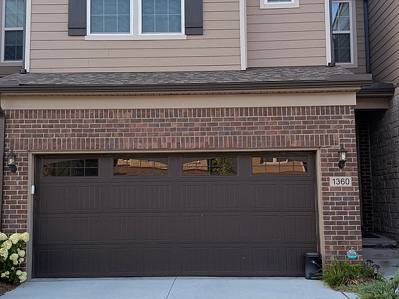 3rd image of 1360 Addison Cir