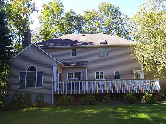 4th image of 71 Hidden Glen Dr
