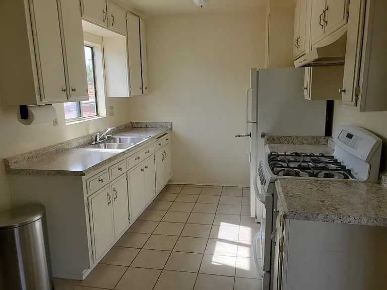 1863 Reed Ave #C — Photo 9