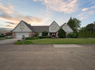 129 Bay Shore Dr, Sandusky, OH