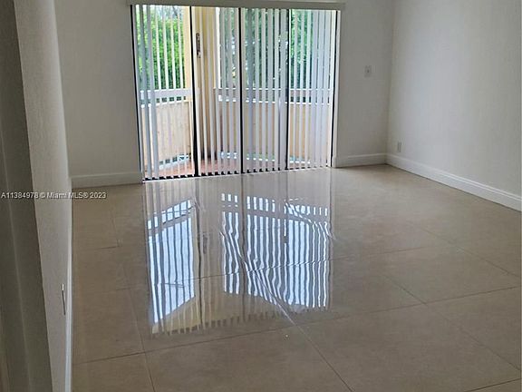 4th image of 8290 Lake Dr APT 350