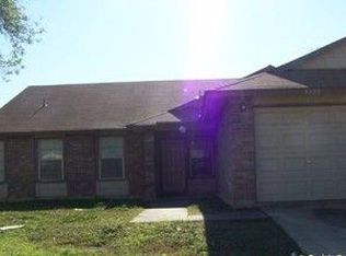 5225 Meadow Rise St, San Antonio, TX 78250