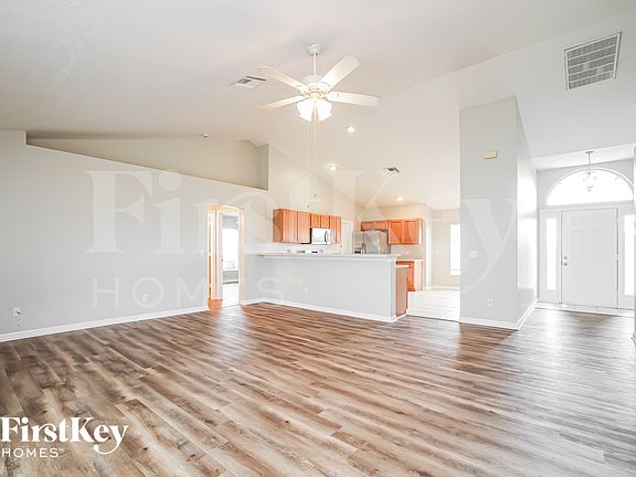 4th image of 2516 NW 8th Pl
