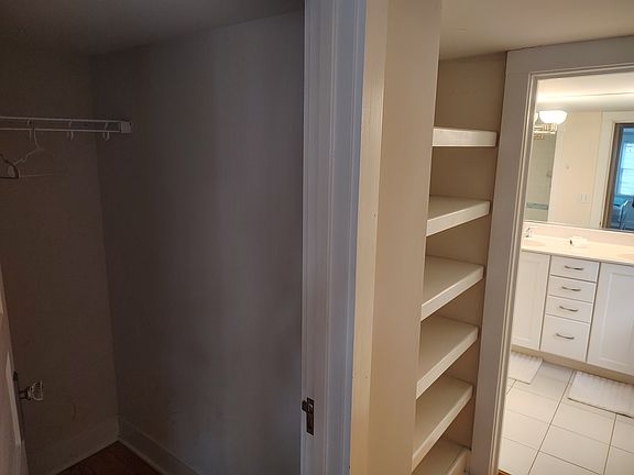 2nd image of 604 King Charles Ave #1