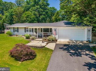 17 River Dr, Severna Park, MD 21146