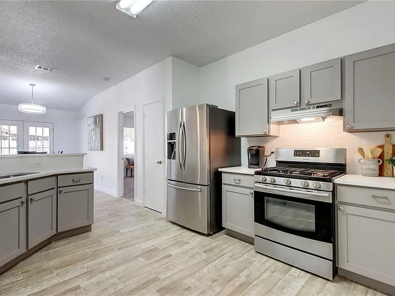 1502 Mayapple St — Photo 10