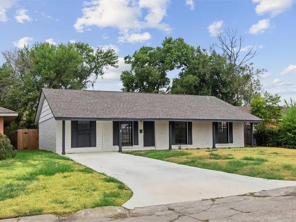 608 Lloyd Dr, Baytown, TX 77521