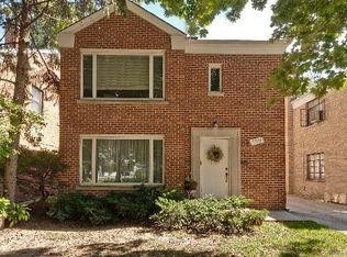 2317 Brown Ave, Evanston, IL 60201